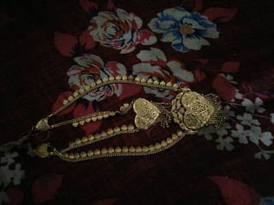 2 tola gold available hai