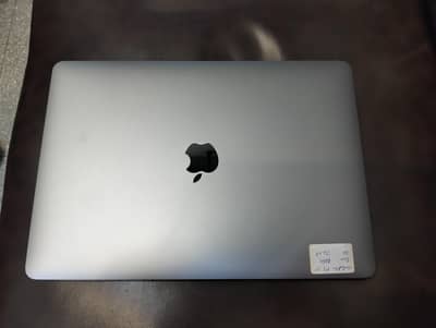 MacBook Pro 2020 M1 pro apple laptop