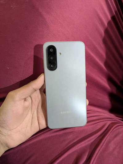 samsung a17 pta approved 10/10 mint condition