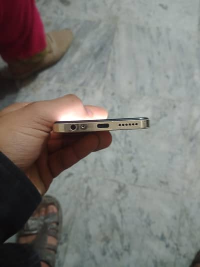 sparx neo ultra 6/128