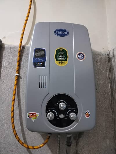 Canon 10 litres Instant Gyzer - Recently Purchased