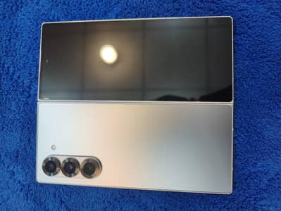 Samsung Galaxy z fold 6