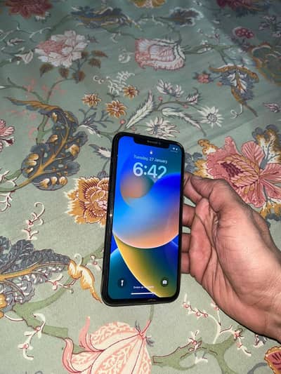 Iphone x Non PTA 64 FU