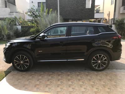 Proton x70 premium CBU