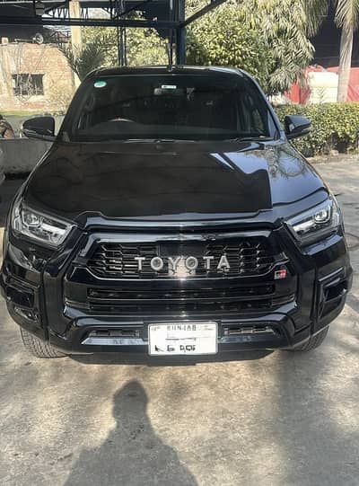 toyota hilux revo gr model 2024