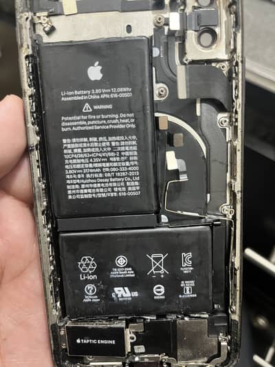 Iphone xs max orignal battery 87% health