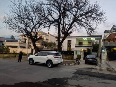 10 marla plot in phase7 bahria town Rawalipindi