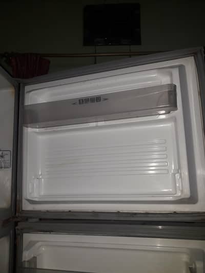 dawlance refrigerator chember leak hai hai iska bs