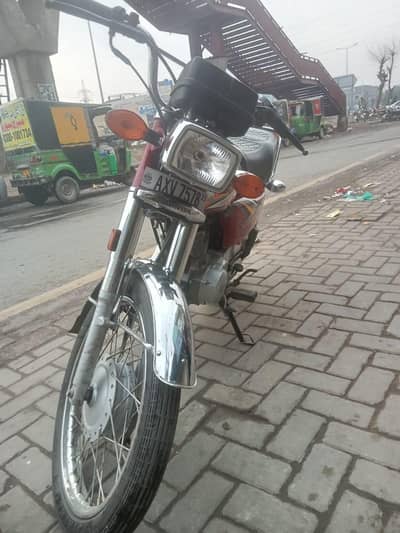 Selling. lush honda cg 125 2025