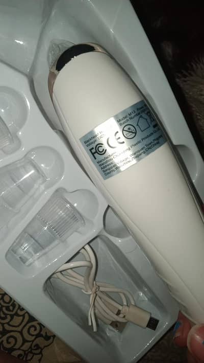 Name: multifunctional cleaning instrument SIZE:42×50×165CM  5W