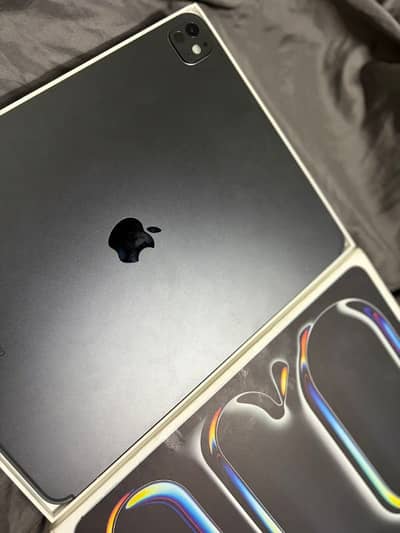 MacBook M1 Air 2020 / iPad M2 Pro 2022 Full Box