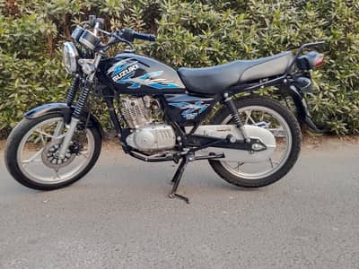 Suzuki gs 150 SE  2022