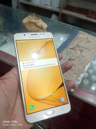 Samsung J7 exchange possible 03013980101