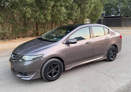 Honda City Aspire 2016 (May) automatic 1.5 own engine