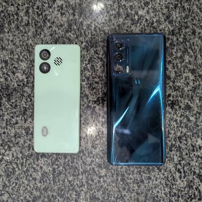 2 Phones Motorola & Itel