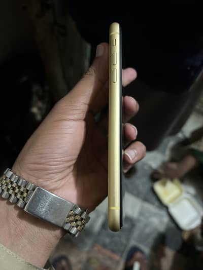 iPhone XR jv 64 GB 84 Health