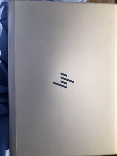 HP ELITEBOOK 840 g5  just like new
