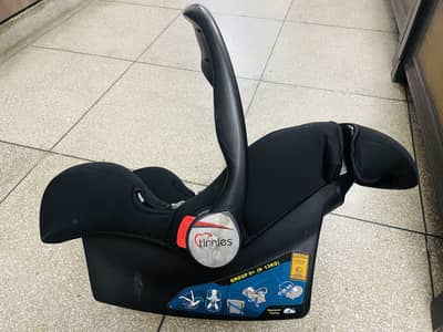 Tinnies Baby carrier and Car seat just like new