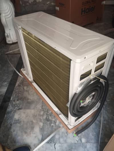 HAIER new pin pack DC invertr heat ND cool  ac with warranty card
