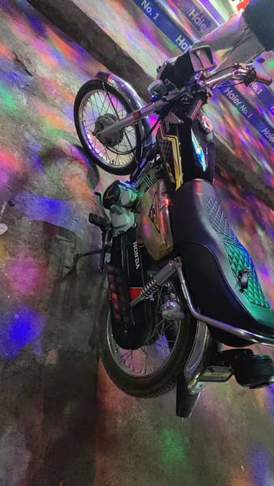 Bike for Sale – Excellent Condition (2024 Model)