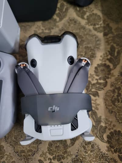 DJI mini 4 pro (10/10++) Just like new