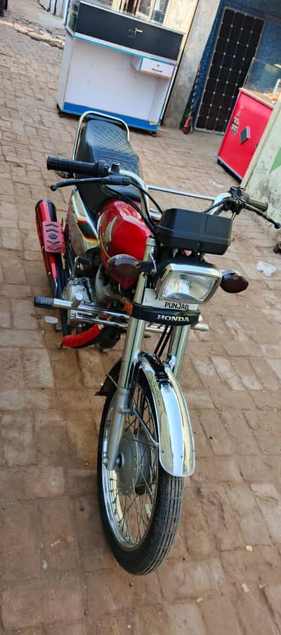 Honda 125 CG Special Edition