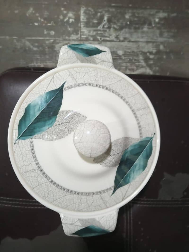 تمام ڈنر سیٹ ھولسیل ریٹ پر دستیاب ھے 19