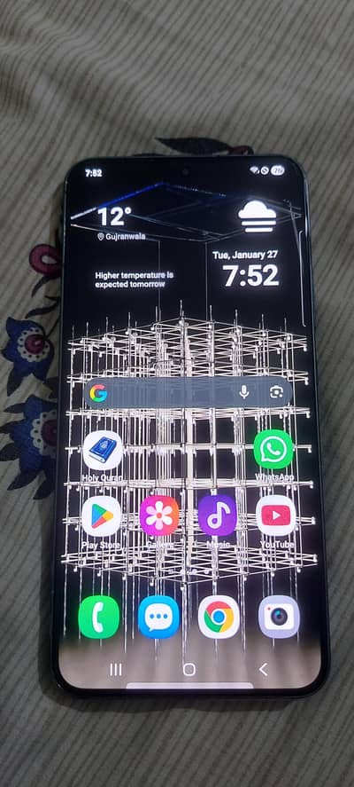 s22plus 8.256gb nonpta single sim but sim abhi 2 maha chale gi green c