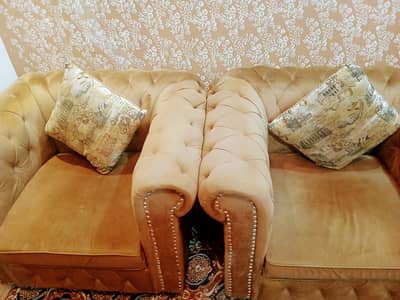 Neat and clean 7 seater sofa set for sale