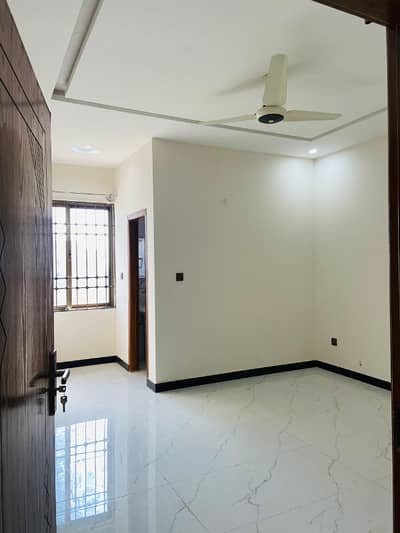 7 Marla Ground Floor For Rent