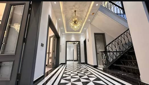 1 KANAL LUXURY BRAND NEW UPPER PORTION For RENT IN PUNJAB PHASE 2 MAIN COLLEGE ROAD LHR