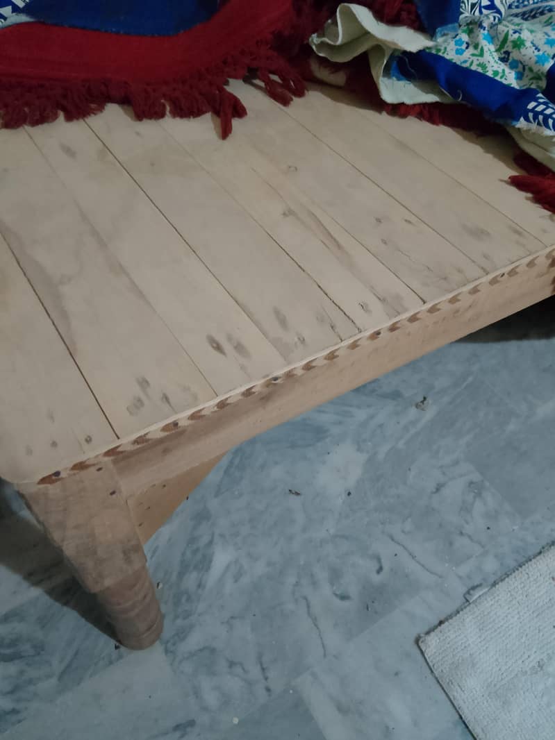 takhat 1