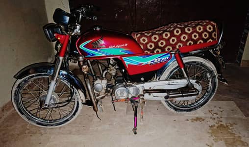 کوئ خرابی نھیں ھے انجن جھمپ وغیرہ بلکل سھی ھیں