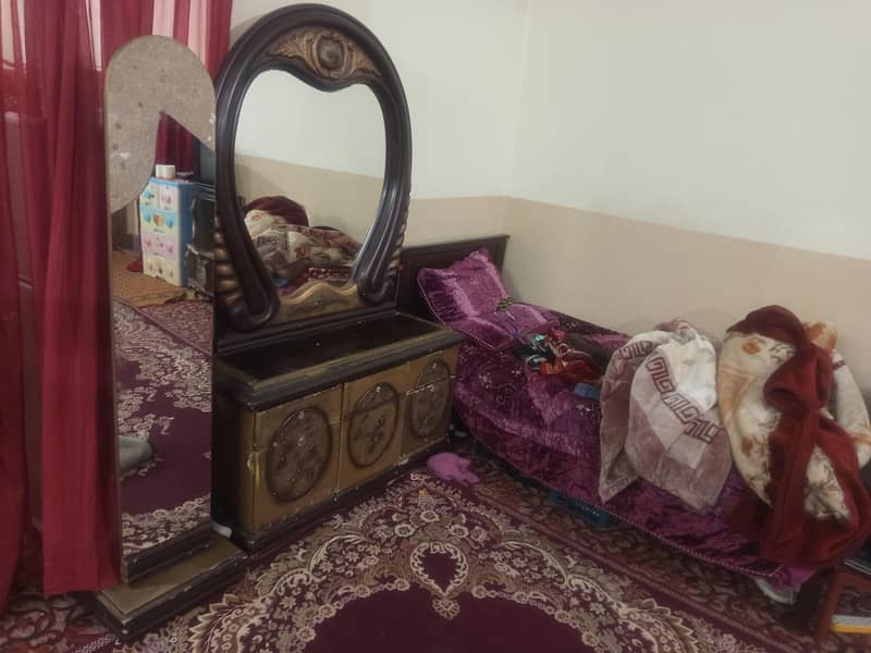 bed two side table 3