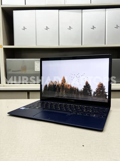ASUS ZenBook UX390 Core i5 7th Gen 8GB RAM 256GB SSD Slim Ultrabook