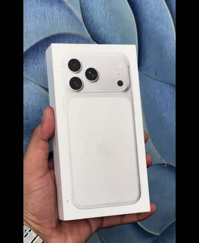 I PHONE 17 PRO MAX JV ONLY BOX OPEN