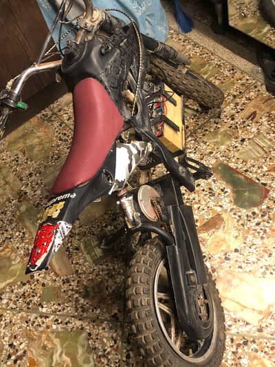 ELECTRIC TRAIL  BIKE FOR KIDS WITH CHARGER