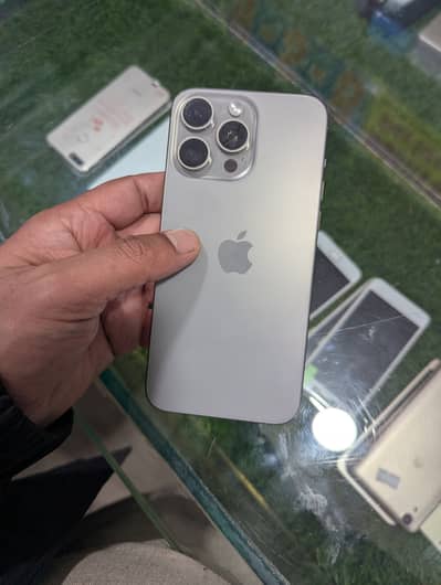 Apple iPhone 15 Pro Max