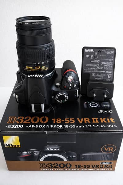 Nikon D3200 DSLR + 18-55mm Lens | Original Battery & Box