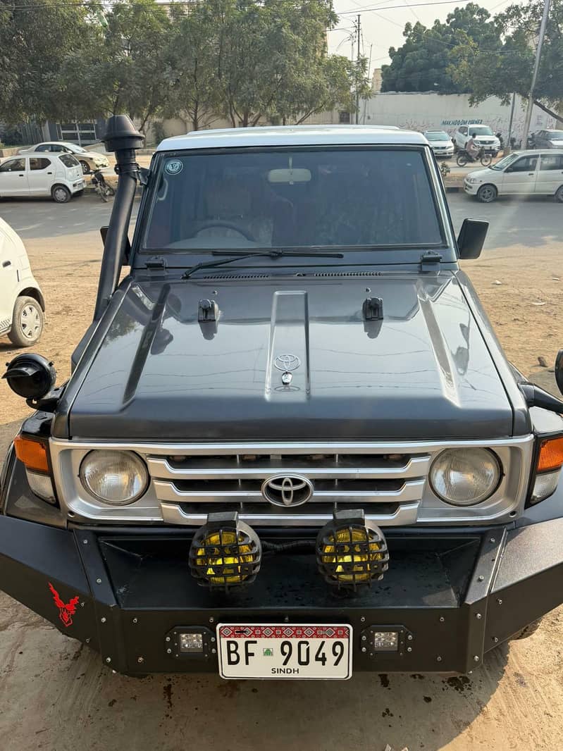 Toyota landcruiser RKR - Cars - 1110807148