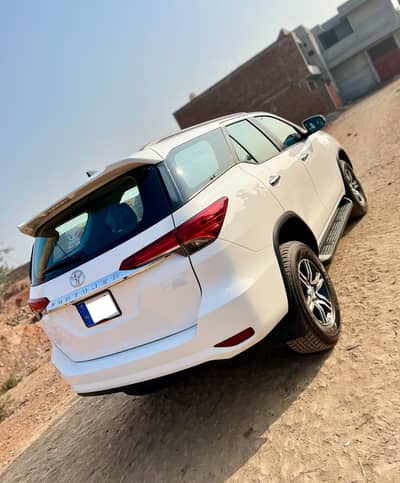 Toyota Fortuner G 2.7