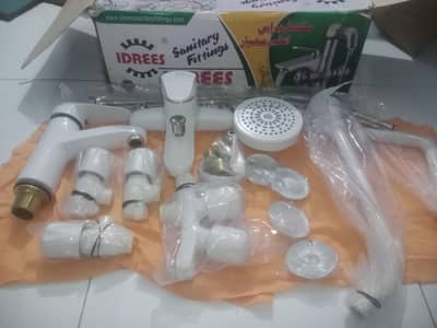 Idrees bathroom accessories