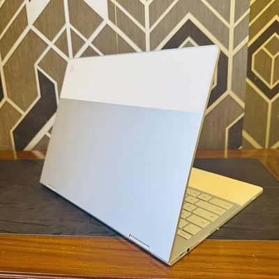 Google pixal chrome book