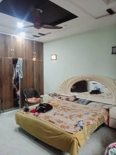 10 marlla first floor for rent location LDA Avenue 1 3bedroom TV launch kitchen rent 52000 final