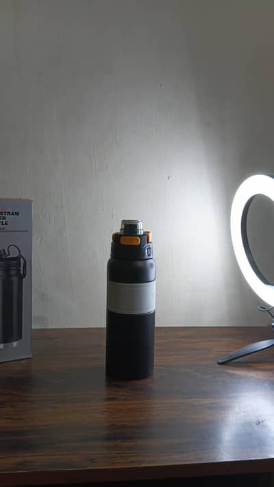 SPORTS WATER BOTTLE WITH 48 HOUR COLD AND HOT TIMING