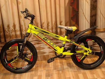 bicycle for sale Whatsapp num 03052180146