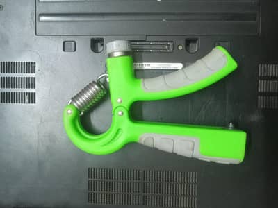 Fitness Hand Gripper – Adjustable Weight + Rep Counter