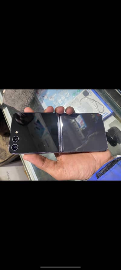 Samsung Galaxy Zflip 5 8/256gb official pta prove