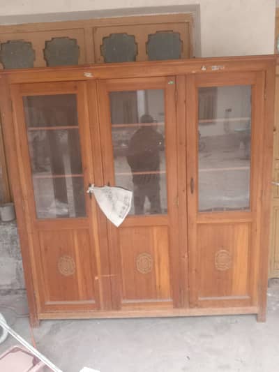 crockery & book shelf