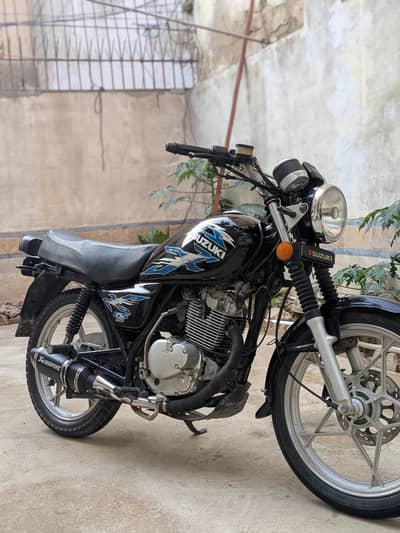 gs 150 SE 10/10 acrapovic exhaust light sound